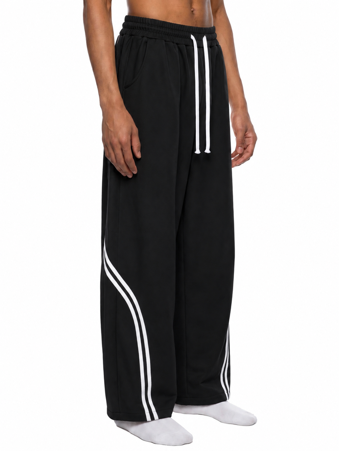 The Double Stripe Wide-Leg Shorts