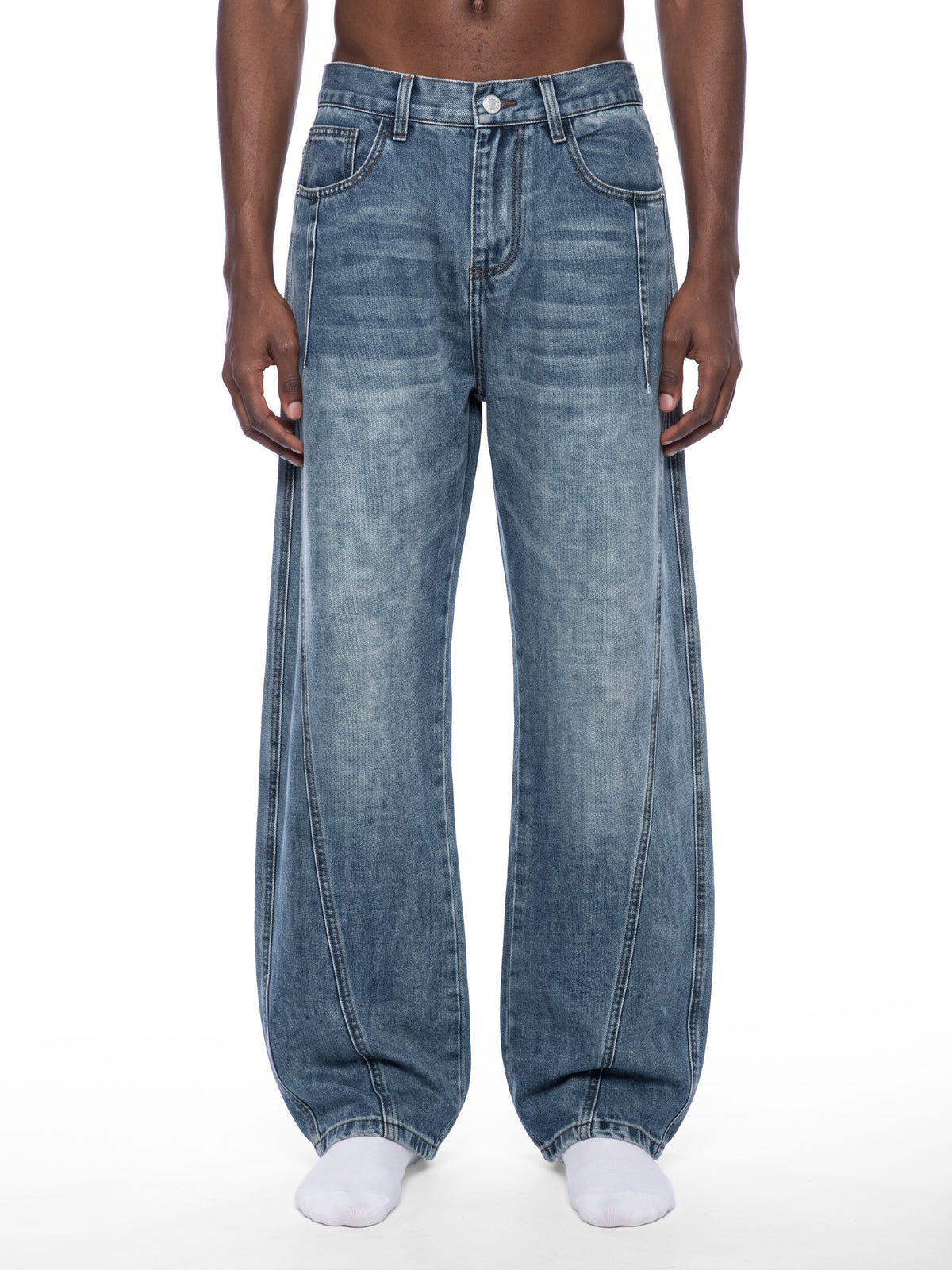 The Paneled Barrel Jeans
