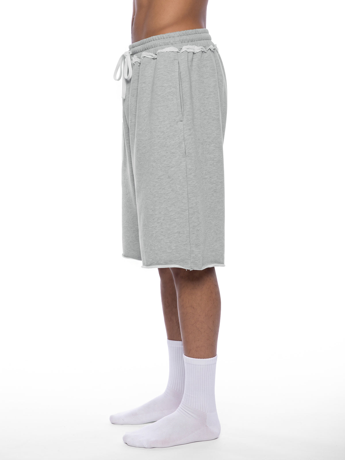 The Raw Hem Wide-Leg Shorts